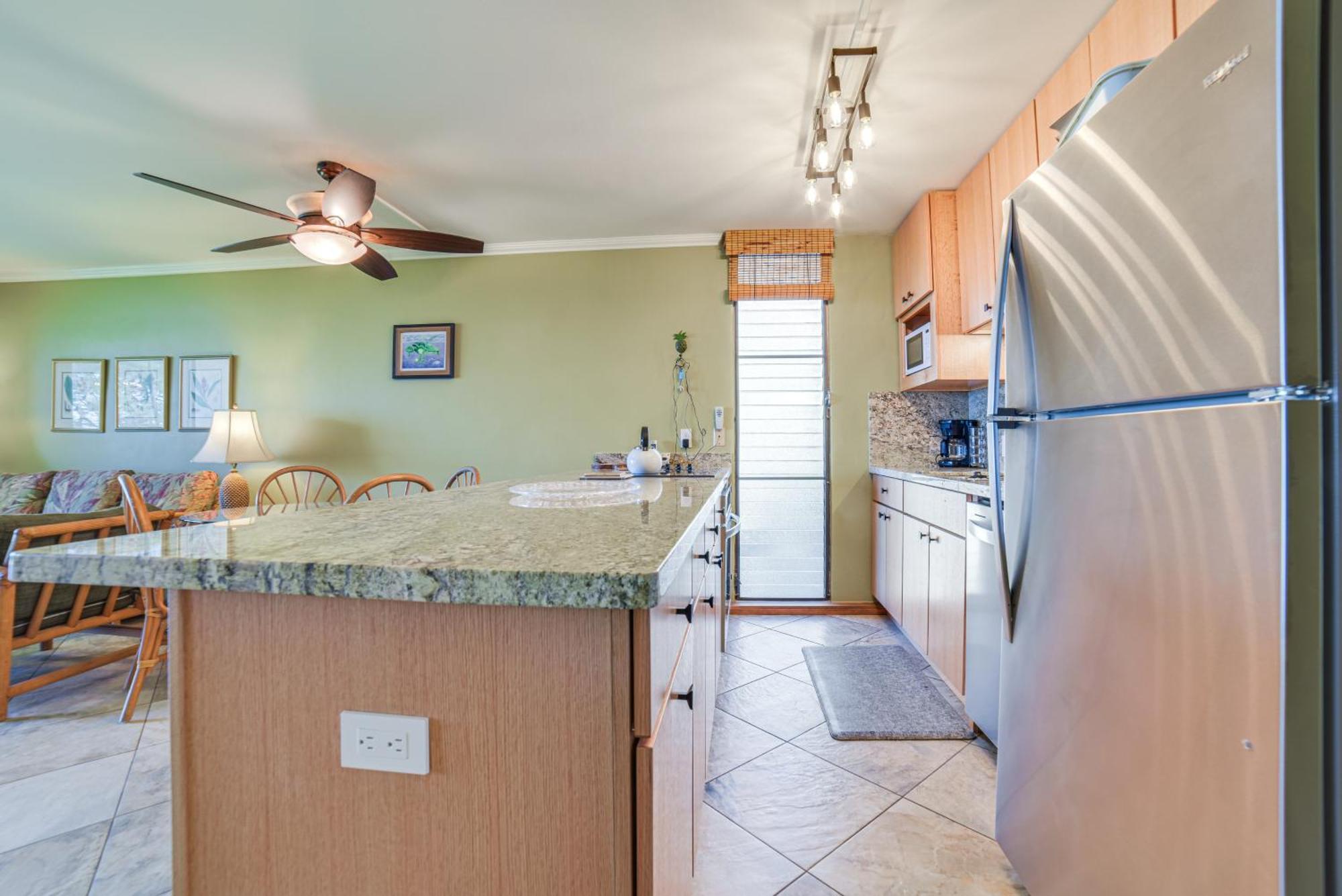 Beachside Kihei Vacation Rental With Stunning Views! Exterior photo
